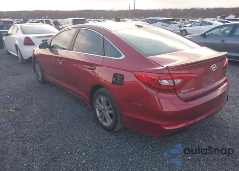 2015 Hyundai Sonata Se z USA, uszkodzony, nr VIN 5NPE24AF1FH229390